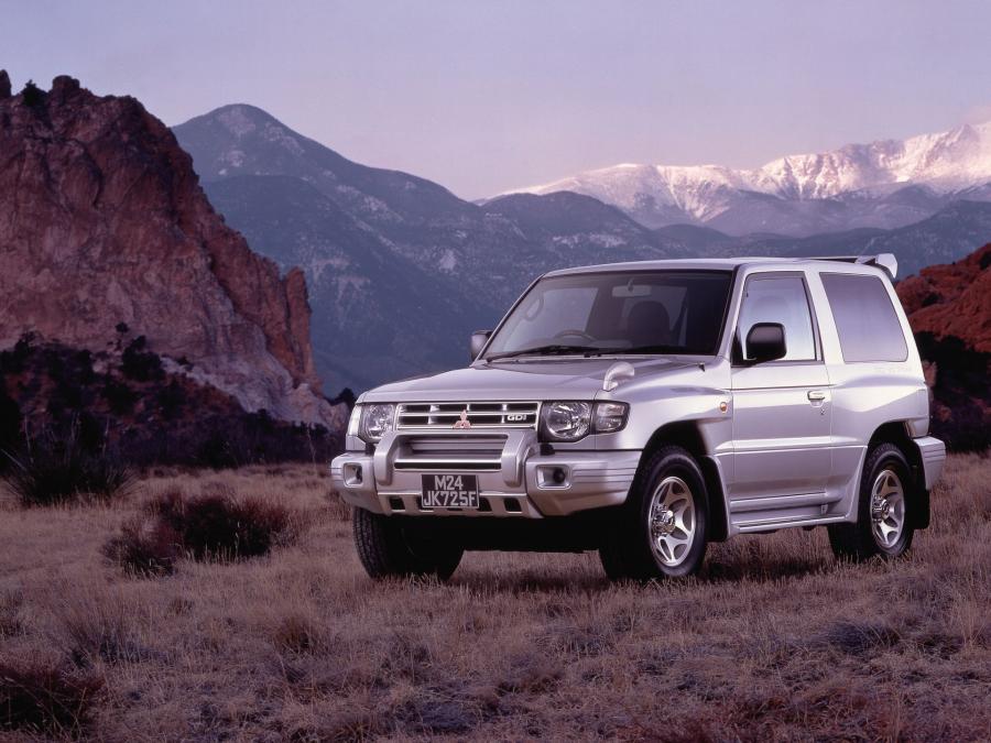 Mitsubishi Pajero Metal Top II (JP) '1997